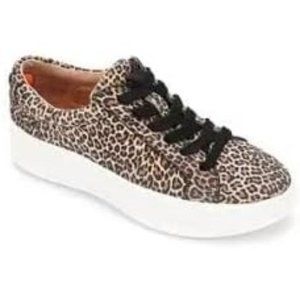 Gentle Souls by Kenneth Cole Womens Rosette Platform Sneakers Fossil Size US 10M